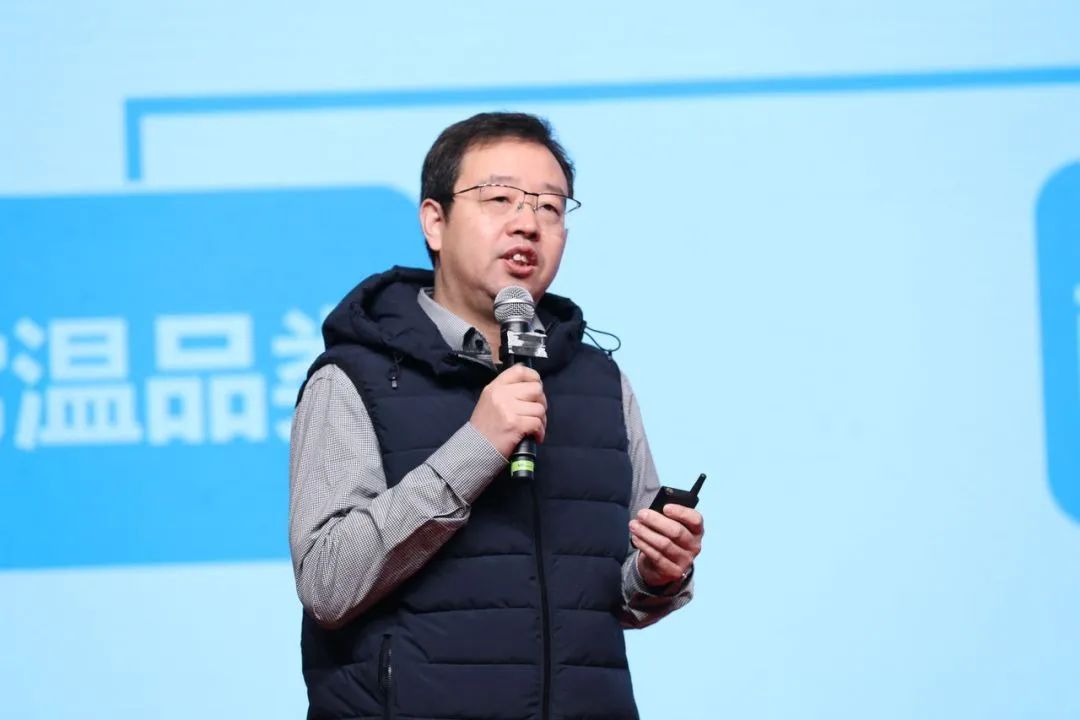 花花牛乳業30周年暨2024年客戶大會圓滿召開! 花花牛乳業30周年暨2024年客戶大會圓滿召開!