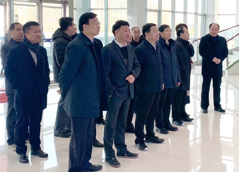 鄭州市委副書記、市長(zhǎng)王新偉蒞臨花花牛乳業(yè)集團(tuán)調(diào)研